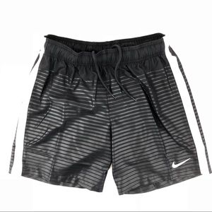 nike graphic shorts womens